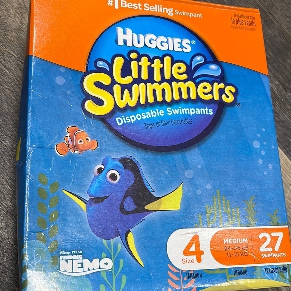 Huggies little swimmers disposable swim pants